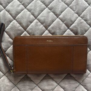 Fossil Tan Leather Wristlet Wallet